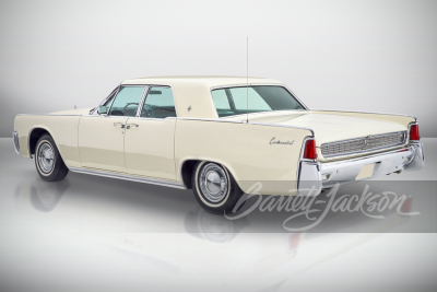 1962 LINCOLN CONTINENTAL USED BY PRESIDENT KENNEDY - 2