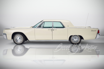 1962 LINCOLN CONTINENTAL USED BY PRESIDENT KENNEDY - 5