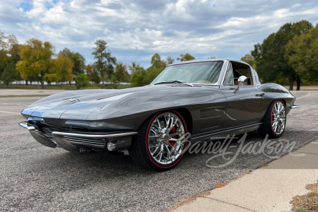 1963 CHEVROLET CORVETTE CUSTOM SPLIT-WINDOW COUPE