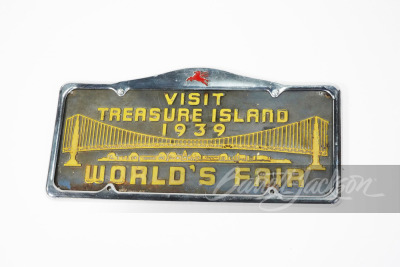 1939 WORLD'S FAIR LICENSE PLATE SIGN WITH LICENSE PLATE FRAME