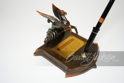 1940S MOBIL OIL DEALER AWARD PEN HOLDER - 2