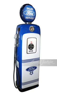 CIRCA 1940S FORD M/S 80 GAS PUMP