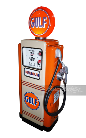 LATE 1940S GULF OIL WAYNE 100 GAS PUMP