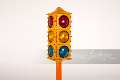 CIRCA 1930S 4-WAY MUNICIPAL TRAFFIC LIGHT - 2