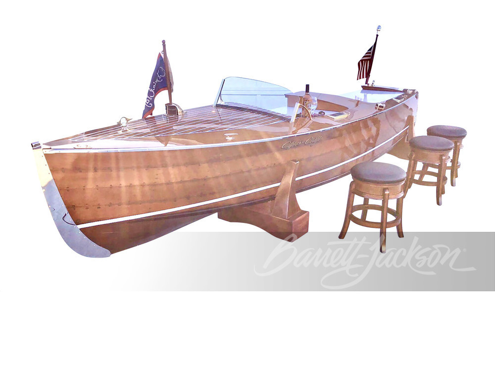 1942 17-FOOT CHRIS CRAFT SPECIAL RUNABOUT "WOODY" BOAT BAR