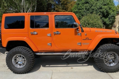 2012 JEEP WRANGLER UNLIMITED CUSTOM SUV - 3