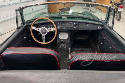 1967 MG MGB ROADSTER - 6