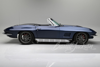 1967 CHEVROLET CORVETTE CUSTOM ROADSTER - 5