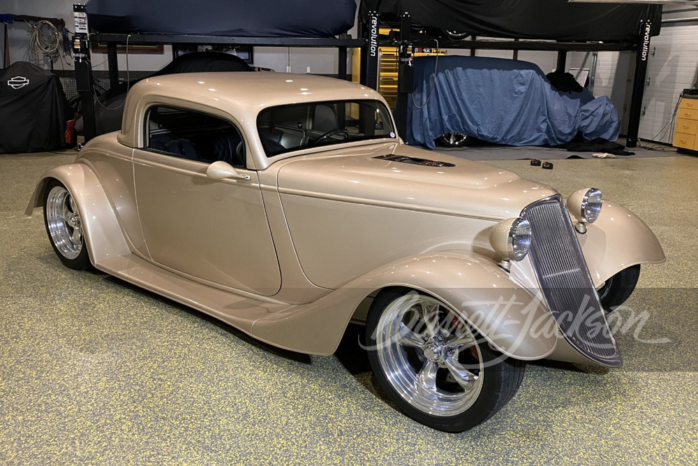 1933 FORD 3-WINDOW CUSTOM COUPE