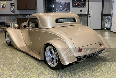 1933 FORD 3-WINDOW CUSTOM COUPE - 2