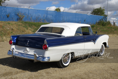 1955 FORD FAIRLANE SUNLINER CONVERTIBLE - 2