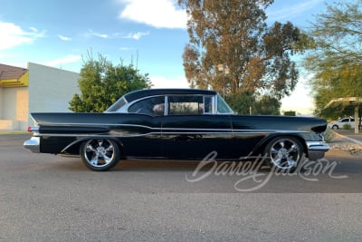 1957 PONTIAC CATALINA CUSTOM COUPE - 5