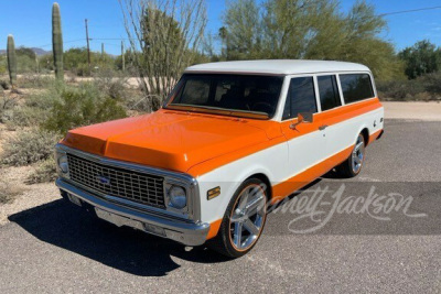 1971 CHEVROLET SUBURBAN CUSTOM SUV