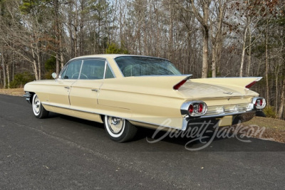 1961 CADILLAC DE VILLE - 2