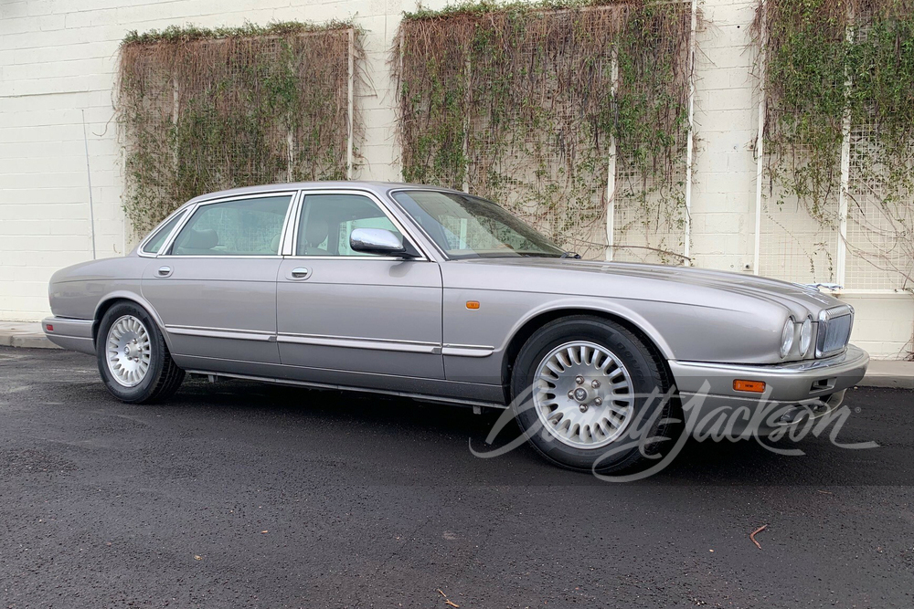 1997 JAGUAR XJ VANDEN PLAS