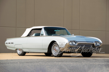 1962 FORD THUNDERBIRD CONVERTIBLE