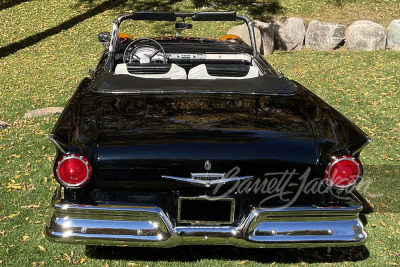 1957 FORD FAIRLANE SUNLINER CONVERTIBLE - 12