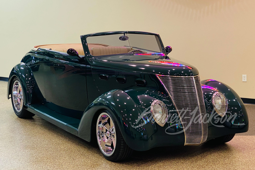 1937 FORD CUSTOM ROADSTER