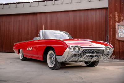 1963 FORD THUNDERBIRD CONVERTIBLE - 13