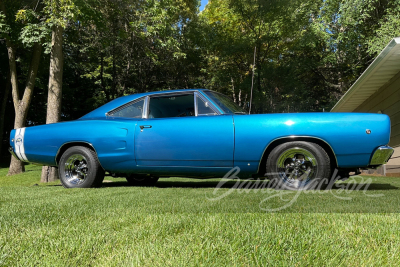 1968 DODGE SUPER BEE - 21