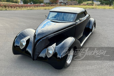 1939 FORD CUSTOM ROADSTER - 12