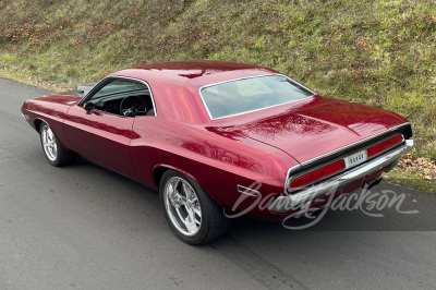 1970 DODGE CHALLENGER CUSTOM COUPE - 21