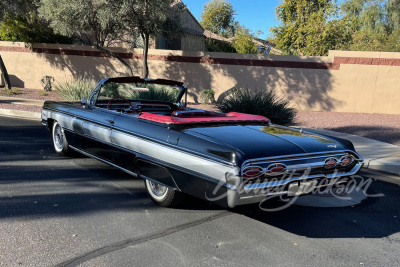 1962 OLDSMOBILE STARFIRE CONVERTIBLE - 2