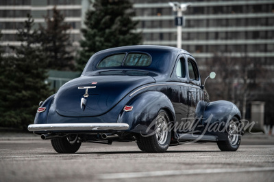 1940 FORD CUSTOM DELUXE COUPE - 2