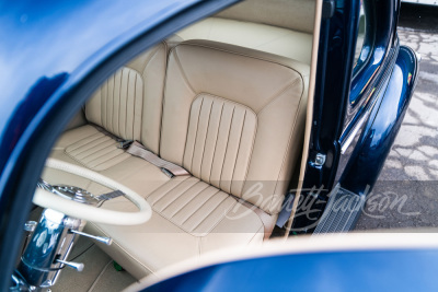 1940 FORD CUSTOM DELUXE COUPE - 32