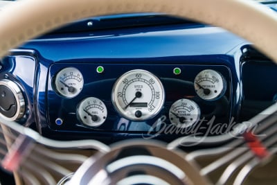 1940 FORD CUSTOM DELUXE COUPE - 36