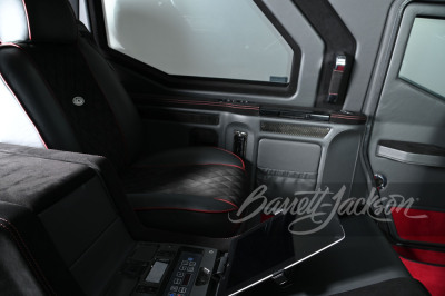 2011 FORD F-550 CUSTOM SUV - 30