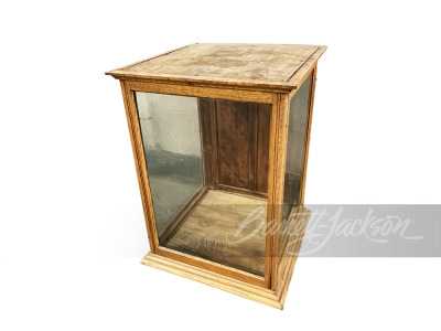 1920S GOLDEN WEST BAKING COMPANY COUNTERTOP WOODEN SHOWCASE.