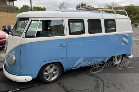 1961 VOLKSWAGEN KOMBI CAMPER RE-CREATION