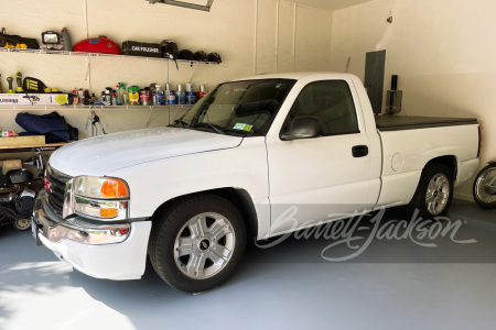 2004 GMC SIERRA PICKUP