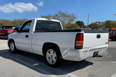 2004 GMC SIERRA PICKUP - 2