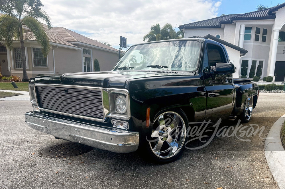 1975 CHEVROLET C10 CUSTOM PICKUP