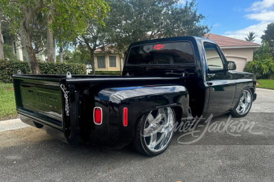 1975 CHEVROLET C10 CUSTOM PICKUP - 2