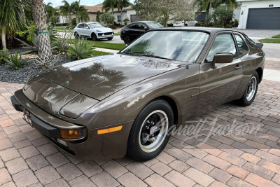 1983 PORSCHE 944 - 19