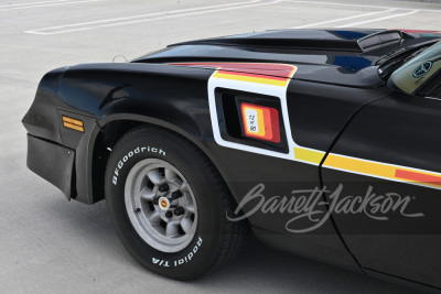 1980 CHEVROLET CAMARO Z/28 HUGGER EDITION - 15