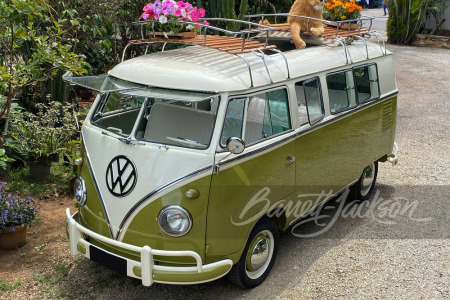 1961 VOLKSWAGEN MICROBUS DELUXE