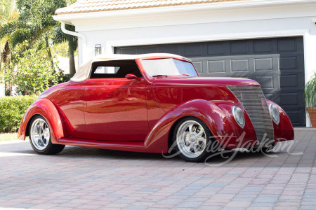 1937 FORD CUSTOM CONVERTIBLE