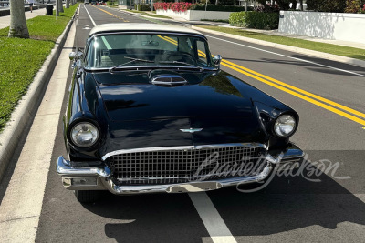 1957 FORD THUNDERBIRD CONVERTIBLE - 17