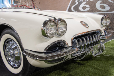 1959 CHEVROLET CORVETTE 283/245 CONVERTIBLE - 15