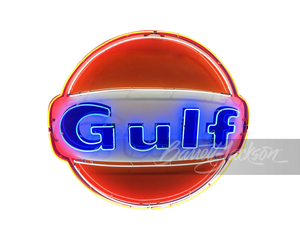 EARLY 1960S GULF OIL PORCELAIN WITH ANIMATED NEON SIGN