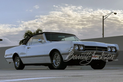 1966 OLDSMOBILE 442 CONVERTIBLE - 6