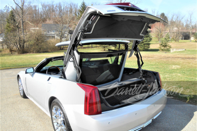 2009 CADILLAC XLR CONVERTIBLE - 14