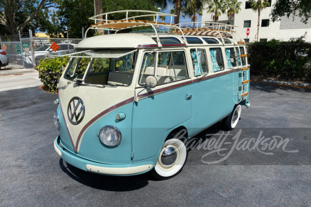 1963 VOLKSWAGEN VANAGON 23-WINDOW DELUXE SAMBA RE-CREATION