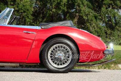 1963 AUSTIN-HEALEY 3000 MARK II BJ7 CONVERTIBLE - 22