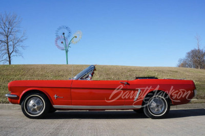 1965 FORD MUSTANG CONVERTIBLE - 5