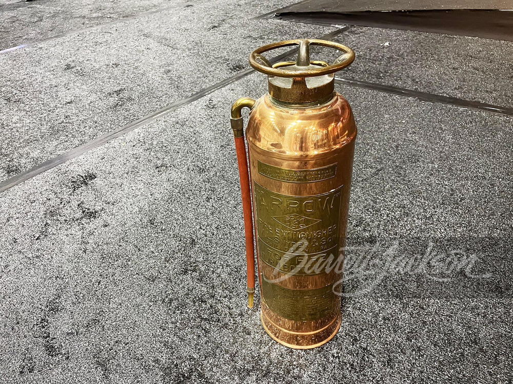 ADDENDUM ITEM - CIRCA 1920S-30S ARROW BRAND COPPER AND BRASS FILLING STATION FIRE EXTINGUISHER.